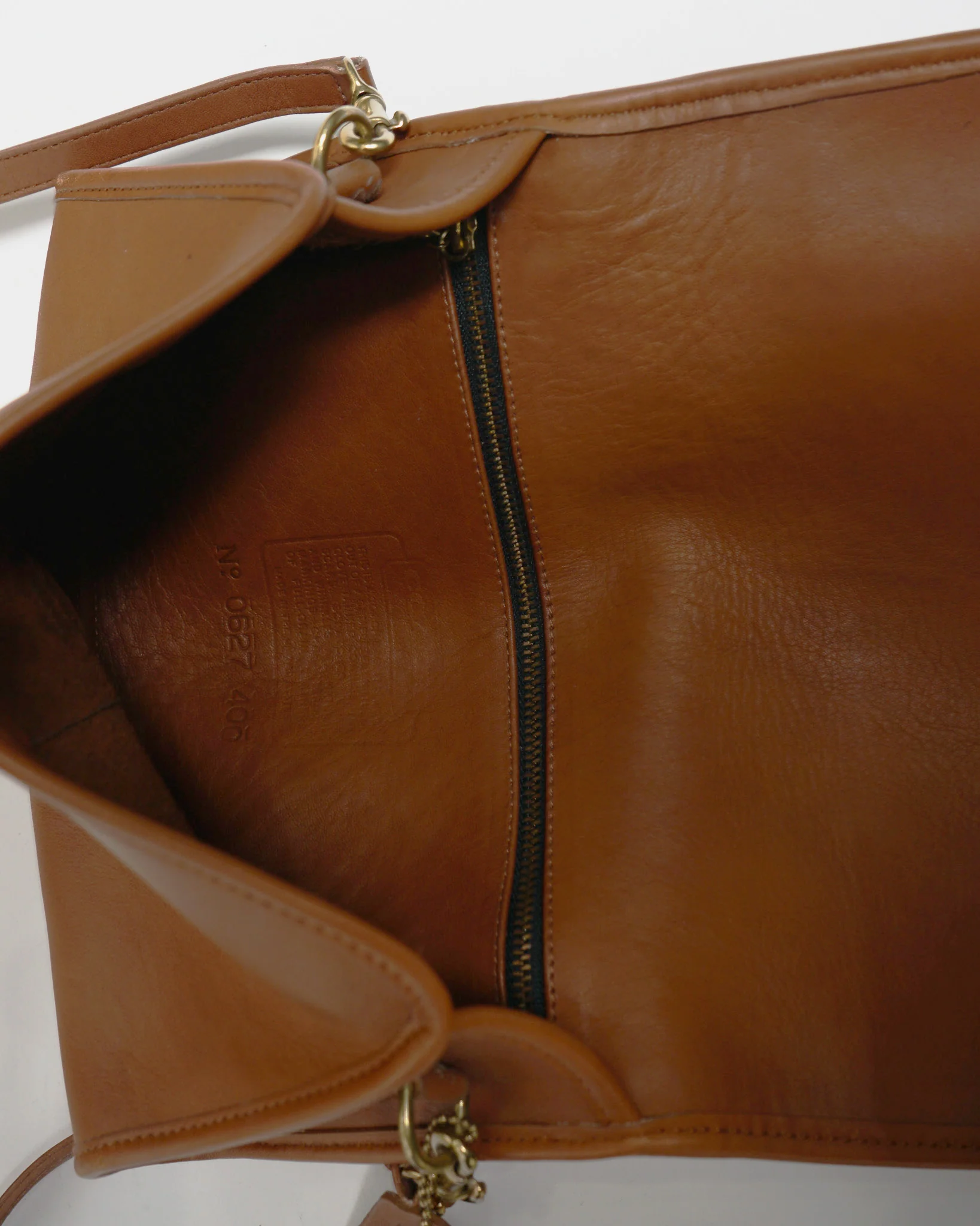 Leather Shoulder Bag / Tan - Image 5