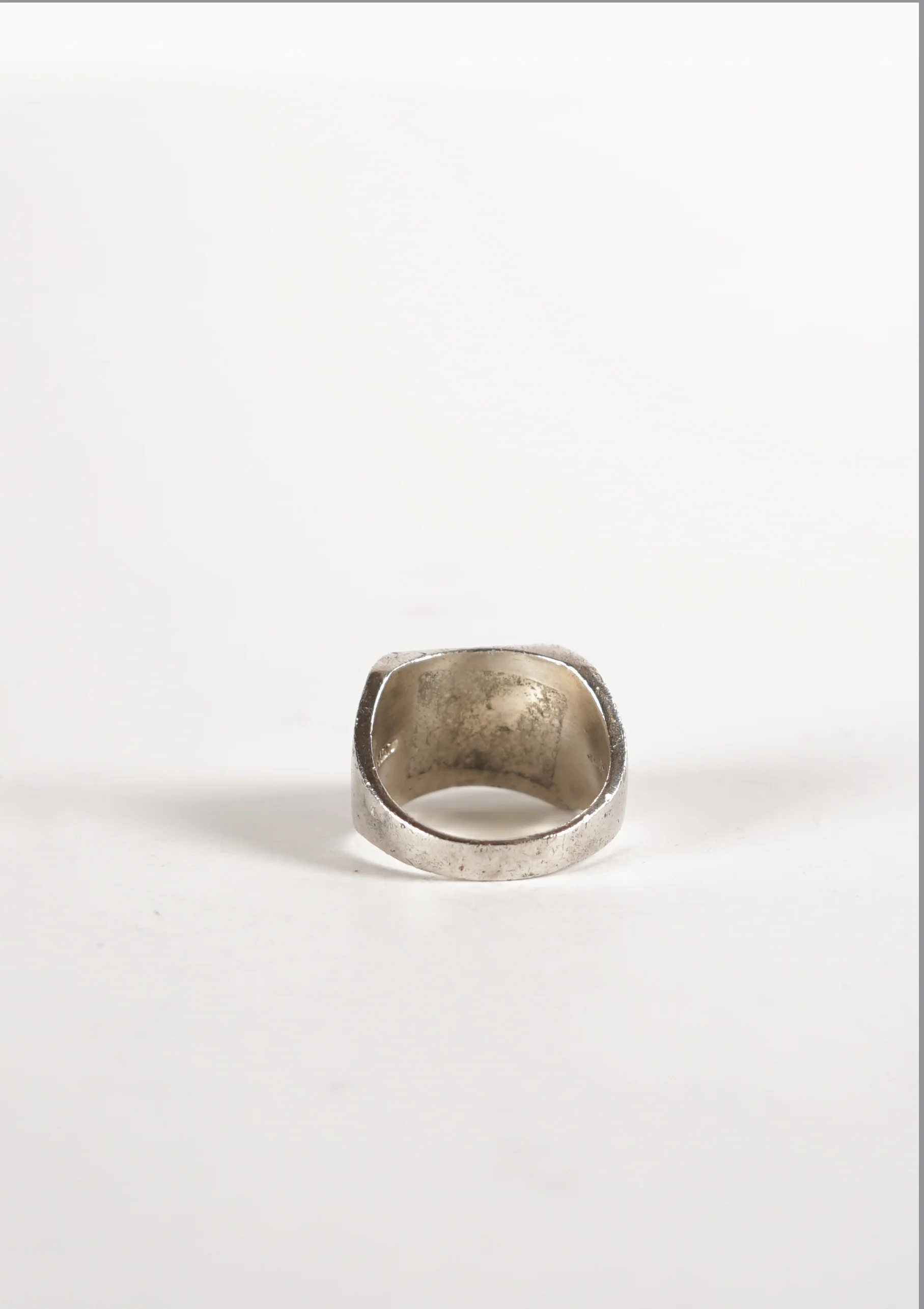 Studs Ring - Image 4
